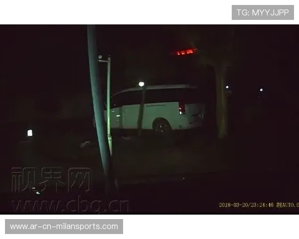 “撞击瞬间：惊心动魄的碰撞现场”，碰撞hit